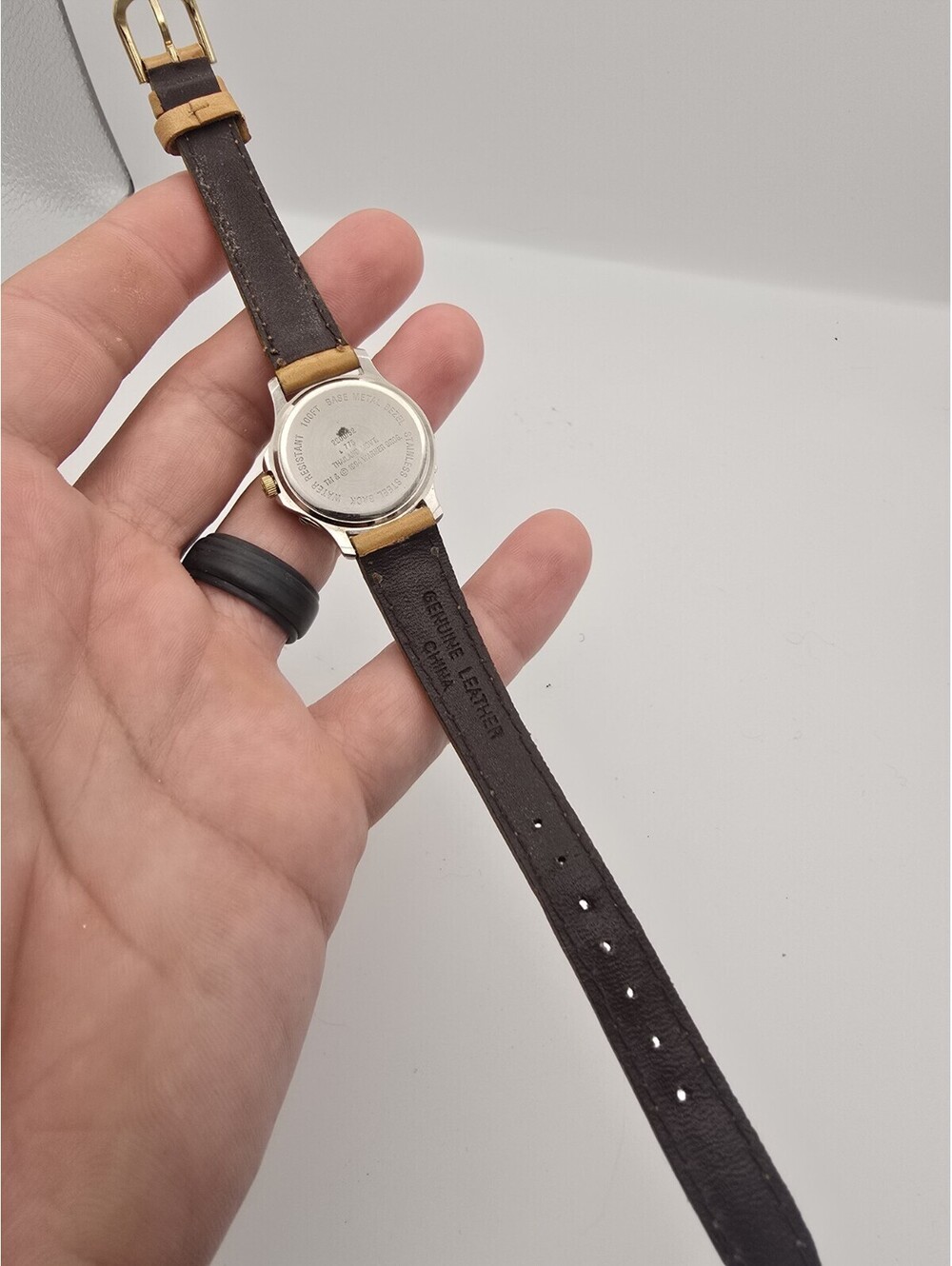 Armitron Looney Tunes Tweety Bird Two Tone Date Watch Tan Leather Band 1994 - Picture 8 of 8